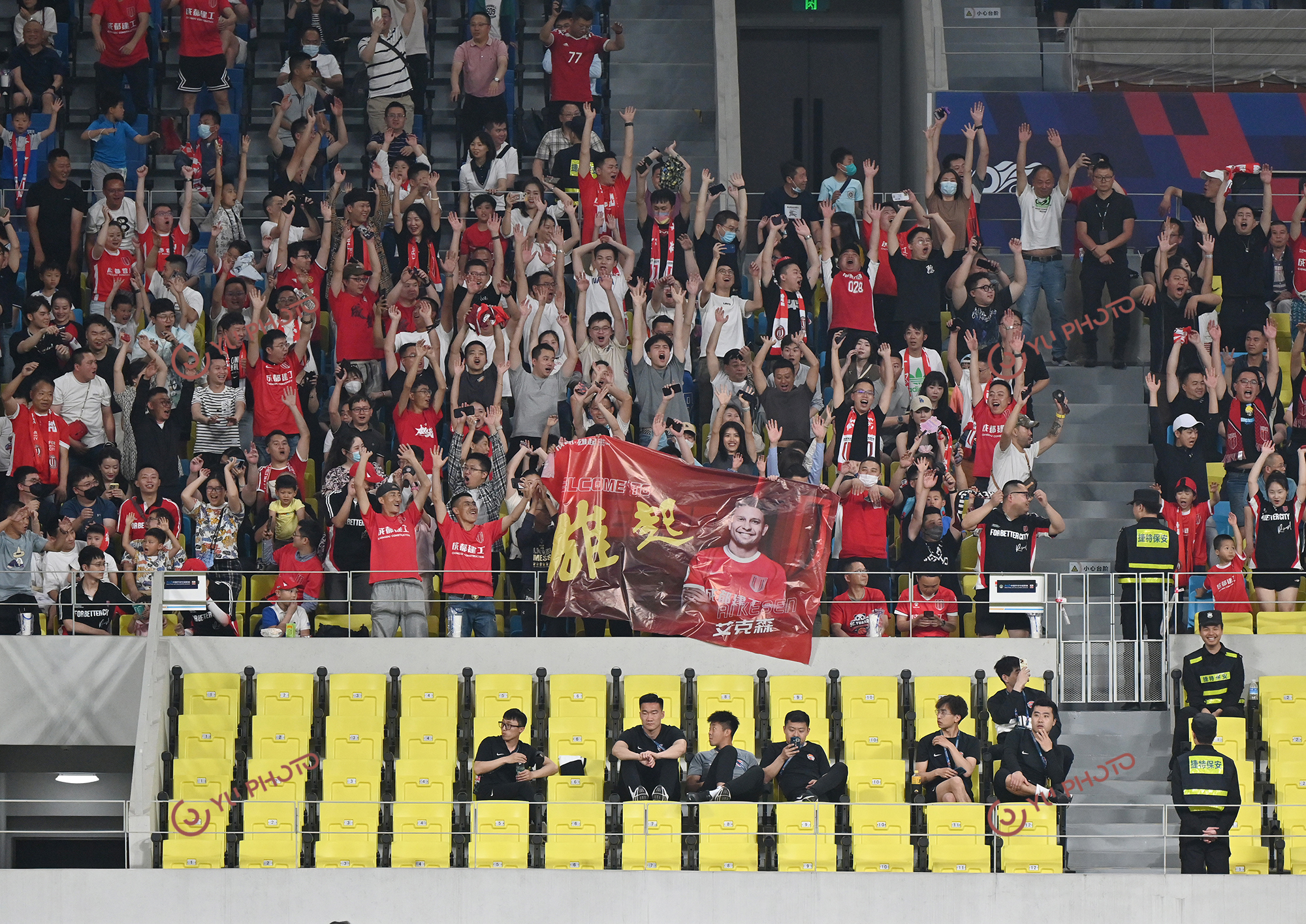 九游app下载中心-法甲球迷文化日益繁荣，现场氛围火爆的简单介绍